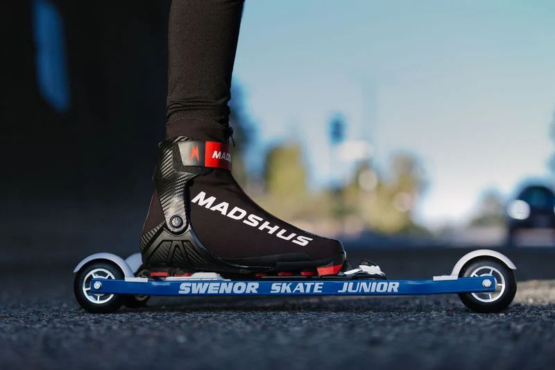 Swenor Skate Junior Aluminum Rollerskis (Blue) | Cosmetic Damage - Image 10