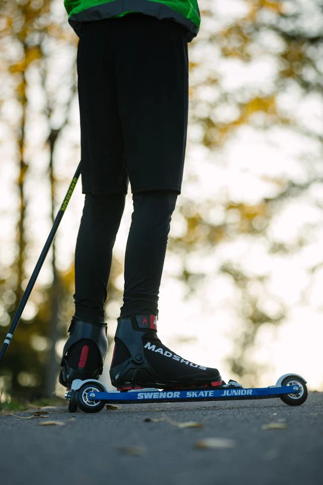 Swenor Skate Junior Aluminum Rollerskis (Blue) | Cosmetic Damage - Image 11